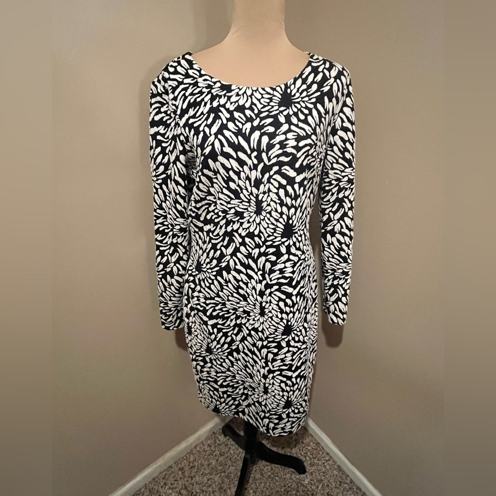 Badgley Mischka Black & White Floral Long Sleeve Dress, size 14